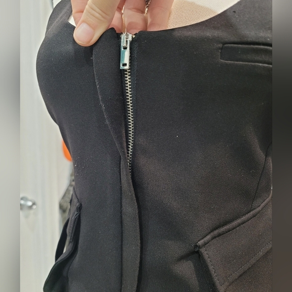 Zara Elegant Black Top - Picture 6 of 8